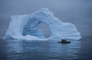 Wonderful sights of the great icebergs